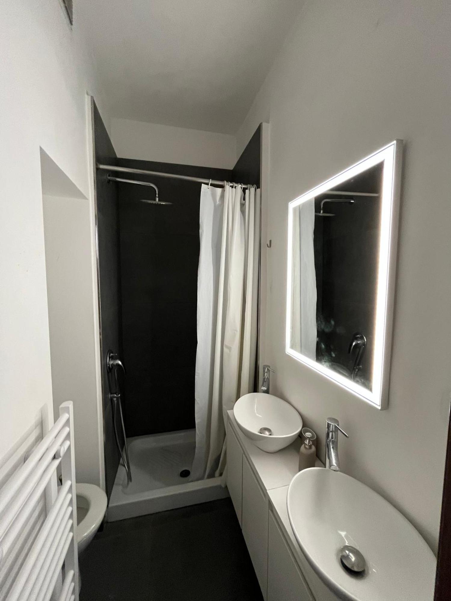 Porta Susa Rooms - Camere Porta Susa Torino Eksteriør billede